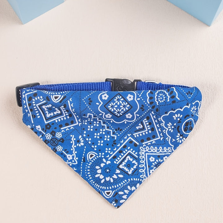 Floral print bandana for small dogs and cats (under 6.8 kg)