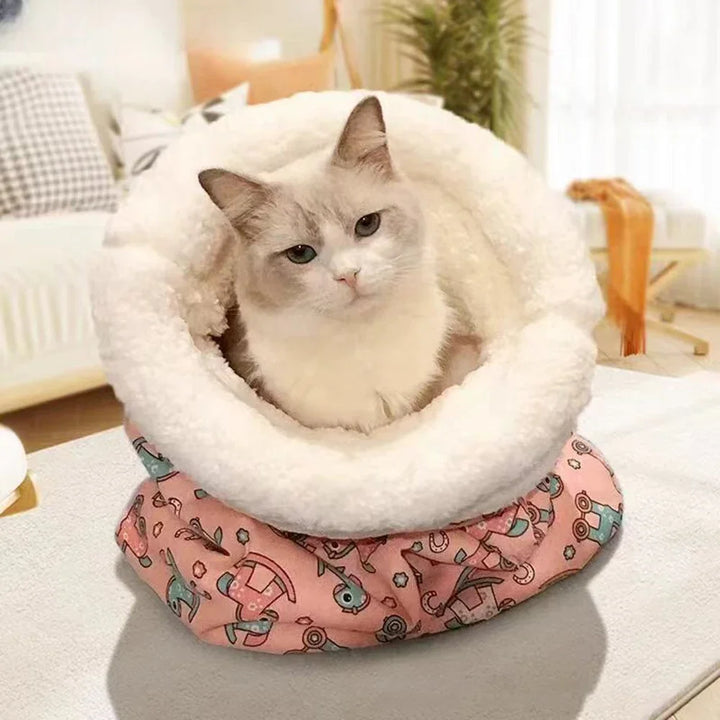 🌟 Cozy Cat Sleeping Bag – Warm and Fluffy