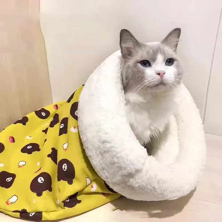 🌟 Cozy Cat Sleeping Bag – Warm and Fluffy