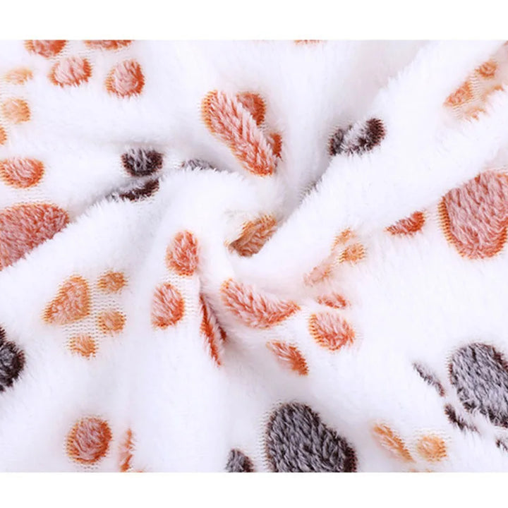 Soft Paw Print Fleece Blanket for Pets - Cozy and Warm